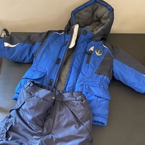 London fog snow outfit